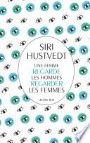 Une femme regarde les hommes regarder les femmes